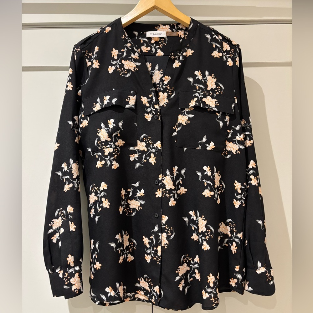 Calvin Klein button down blouse, Size M